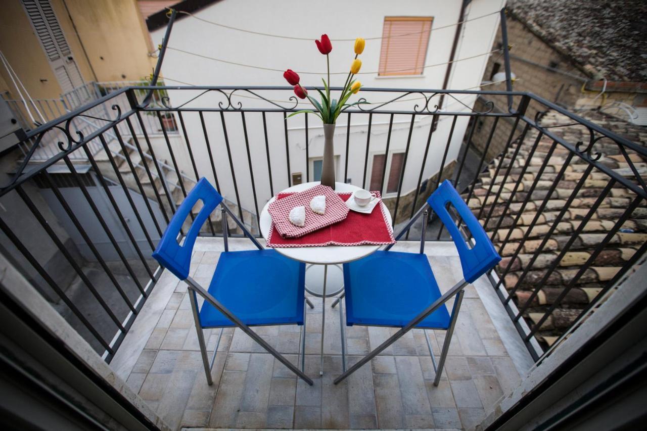 Sopra La Piazza Villa Agira Kültér fotó